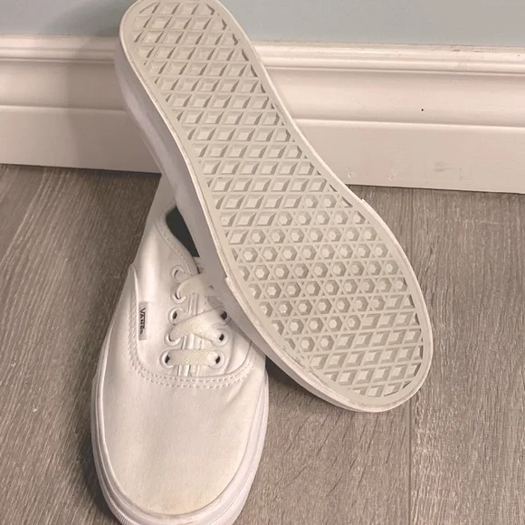 Vans - Picture 4 of 4